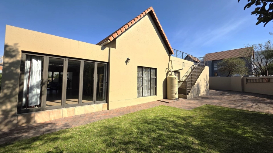 4 Bedroom Property for Sale in Leloko North West